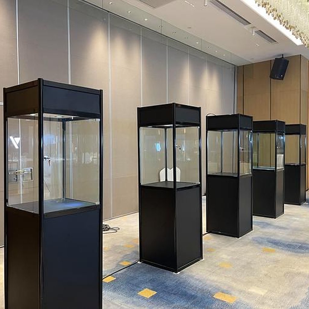 第一次参展租展柜还是买展柜从频率预算看怎么选更划算